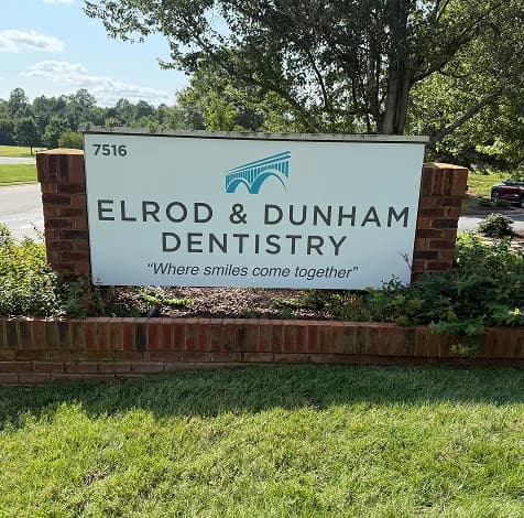 Elrod and Dunham Dentistry sign inside the Bell Creek office